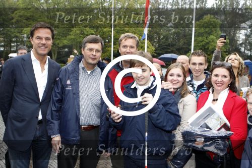 Den haag 9 oktober 2011
Rally tbv zeldzame ziekte fonds die vanaf het catshuis vertrekt. Premier Marc Rutte geeft het startsein. Mark Rutte met jan Peter Balkenende
Peter Smulders bv