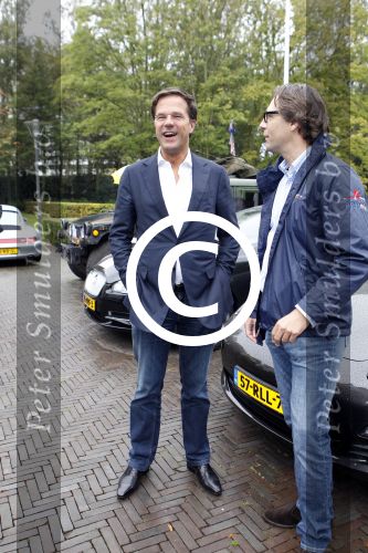 Den haag 9 oktober 2011
Rally tbv zeldzame ziekte fonds die vanaf het catshuis vertrekt. Premier Mark Rutte geeft het startsein.
Peter Smulders bv