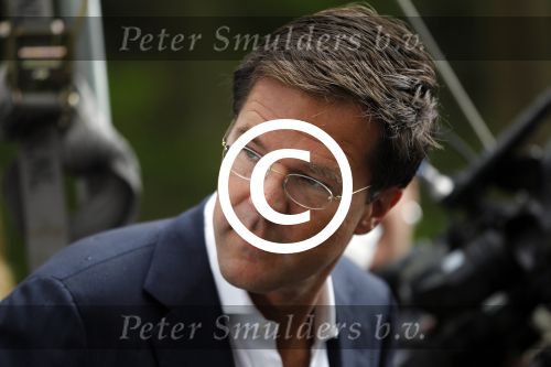 Den haag 9 oktober 2011
Rally tbv zeldzame ziekte fonds die vanaf het catshuis vertrekt. Premier Mark Rutte geeft het startsein.
Peter Smulders bv
