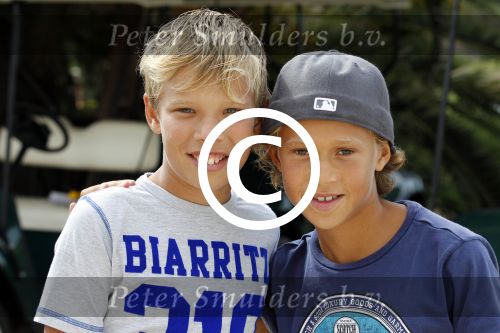 Ibiza 24 juli 2011
Ruud Gullit met zoon Maxim op ibiza aan het Golfen met Pierre en Sidney van Hooijdonk.
Peter Smulders bv