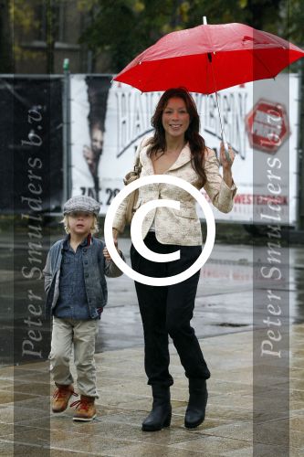Amsterdam12 oktober 2011
Nadja Hupscher met zoon
Peter Smulders bv