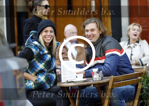 Amsterdam 15 oktober 2011
Nicolette Kluijver met vriend op terras.
Peter Smulders bv