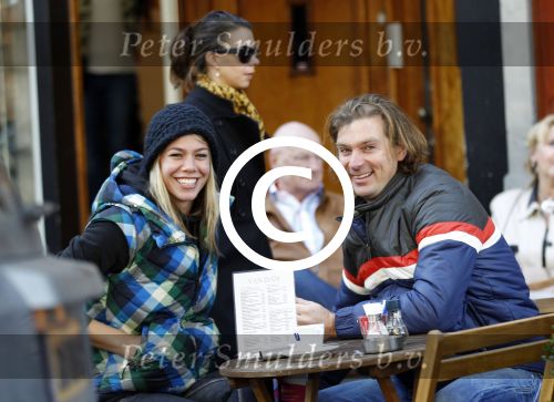 Amsterdam 15 oktober 2011
Nicolette Kluijver met vriend op terras.
Peter Smulders bv