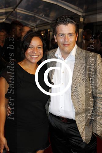 Amsterdam 3 oktober 2011
Premiere Johnny English met rowan Atkinson in Tuschinski. Nurlaila Kareem met man
Peter Smulders bv