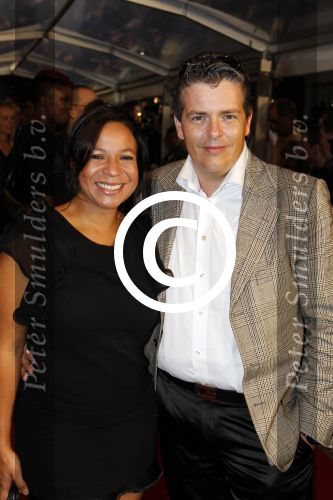 Amsterdam 3 oktober 2011
Premiere Johnny English met rowan Atkinson in Tuschinski. Nurlaila Kareem met man
Peter Smulders bv