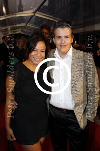 Amsterdam 3 oktober 2011
Premiere Johnny English met rowan Atkinson in Tuschinski. Nurlaila Kareem met man
Peter Smulders bv