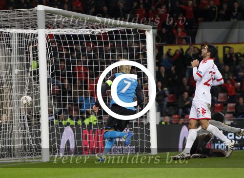 Eindhoven,4 November 2011
Uefa Europa League wedstrijd PSV-Hapoel Tel-Aviv FC, eindstand 3-3
Ola Toivonen scoort 2-3
Foto Junior Smulders