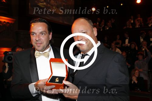 Amsterdam 21 oktober 2011
Uitreiking televizierring 2011 in carre. Peter Lubbers met de ring
Peter Smulders bv