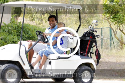 Ibiza 24 juli 2011
Ruud Gullit met zoon Maxim op ibiza aan het Golfen met Pierre en Sidney van Hooijdonk.
Peter Smulders bv