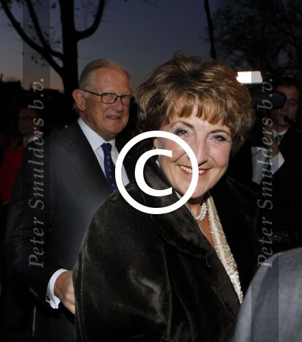 Amsterdam 26 oktober 2011
Gala Crstian Deutekom vanwege haar 80e verjaardag in Carre met oa Prinses Margriet en Pieter v Vollenhoven.
Peter Smulders bv
