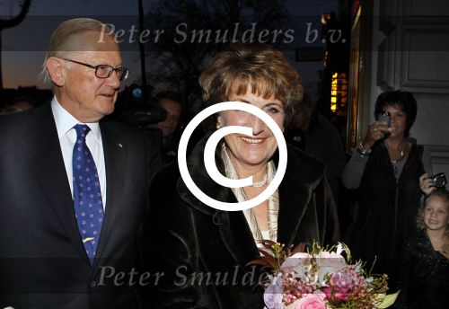 Amsterdam 26 oktober 2011
Gala Crstian Deutekom vanwege haar 80e verjaardag in Carre met oa Prinses Margriet en Pieter v Vollenhoven.
Peter Smulders bv