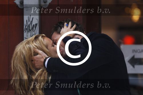 Amsterdam 17 oktober 2011
Robert Doornbos en Chantal Bles op de cornelis schuytstraat.
Peter Smulders bv