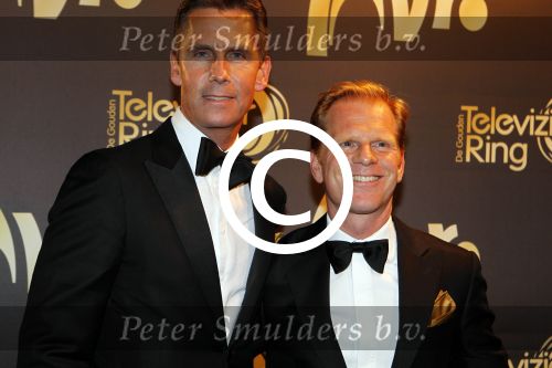 Amsterdam 21 oktober 2011
Uitreiking televizierring 2011 in carre. Roel Vente met partner
Peter Smulders bv