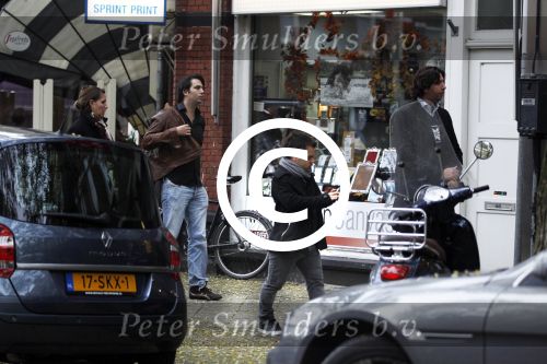 Amsterdam 29 oktober 2011
Roel v Velsen met zwangere vrouw en vrienden.
Peter Smulders bv