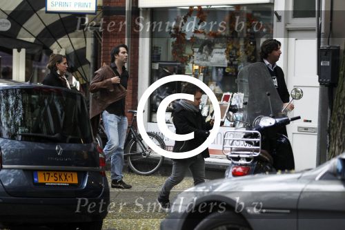 Amsterdam 29 oktober 2011
Roel v Velsen met zwangere vrouw en vrienden.
Peter Smulders bv