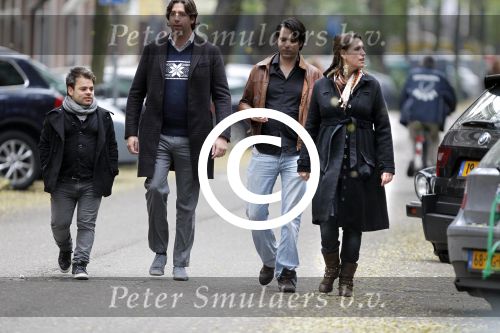 Amsterdam 29 oktober 2011
Roel v Velsen met zwangere vrouw en vrienden.
Peter Smulders bv