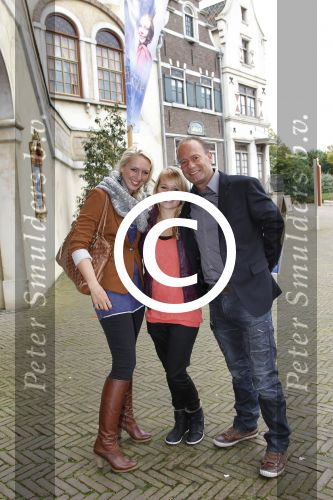 Kaatsheuvel, 9 Oktober 2011
Premiï¿½re van de musical Droomvlucht
Ron Boszhard met vriendin en dochter
Foto Peter smulders BV