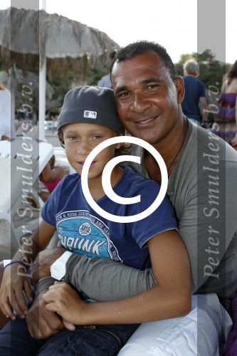 Ibiza 24 juli 2011
Ruud en Estelle Gullit met zoon Maxim op ibiza.
Peter Smulders bv