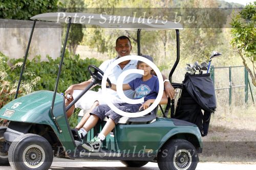 Ibiza 24 juli 2011
Ruud Gullit met zoon Maxim op ibiza aan het Golfen met Pierre en Sidney van Hooijdonk.
Peter Smulders bv