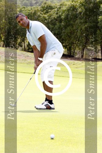 Ibiza 24 juli 2011
Ruud Gullit met zoon Maxim op ibiza aan het Golfen met Pierre en Sidney van Hooijdonk.
Peter Smulders bv