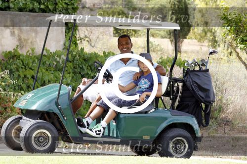 Ibiza 24 juli 2011
Ruud Gullit met zoon Maxim op ibiza aan het Golfen met Pierre en Sidney van Hooijdonk.
Peter Smulders bv