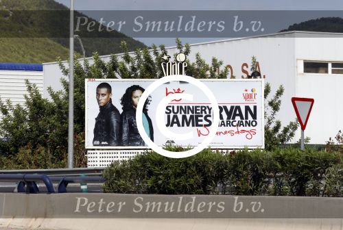 Ibiza 27 juli 2011
Ryan Marciano en Sunnery James draaien in de Space.
Peter Smulders bv