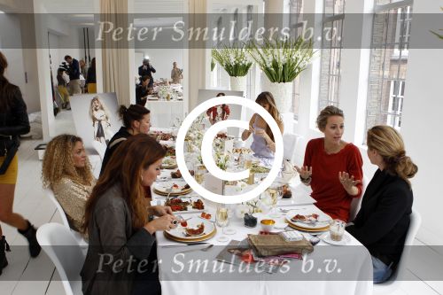 Amsterdam 9 oktober 2011
Lunch met bkende vrouwen van supertrash.
Peter Smulders bv
