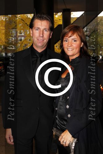 Amsterdam 29 oktober 2011
JFK Gala in het okura hotel. Sven Hissink met vrouw
Peter Smulders bv