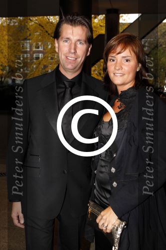 Amsterdam 29 oktober 2011
JFK Gala in het okura hotel. Sven Hissink met vrouw
Peter Smulders bv