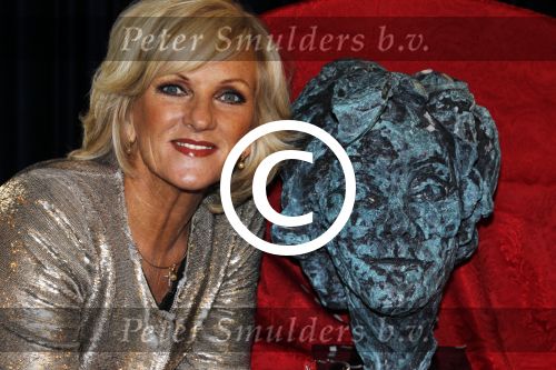 Amsterdam 24 oktober 2011
Presentatie borstbeeld Tineke Schouten in Carre.
Peter Smulders bv