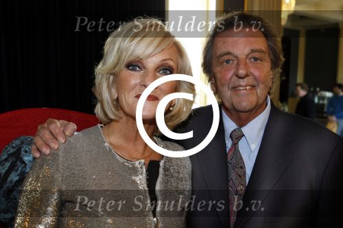 Amsterdam 24 oktober 2011
Presentatie borstbeeld Tineke Schouten in Carre. Tineke met man
Peter Smulders bv