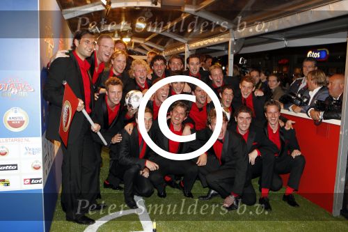 Amsterdam 10 oktober 2011
Premiere all stars 2 in Tuschinski. voetbalelftal
Peter Smulders bv