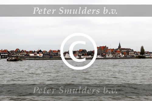 Volendam 27 oktober 2011
Jan Smit krijgt cd , gouden plaat en onderscheiding van de stad Volendam.
Peter Smulders bv