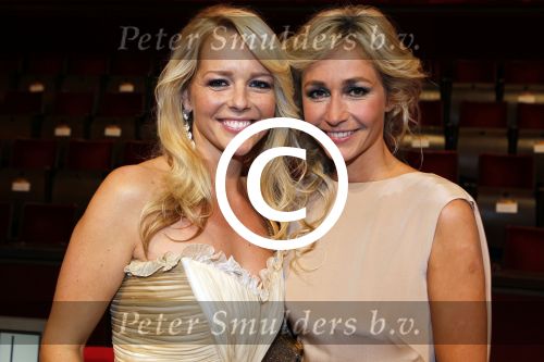 Amsterdam 21 oktober 2011
Uitreiking televizierring 2011 in carre. Chantal janzen en Wendy v Dijk
Peter Smulders bv
