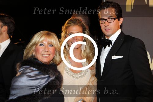 Amsterdam 21 oktober 2011
Uitreiking televizierring 2011 in carre. Willeke Alberti met zoon kai lerby en schoondochter
Peter Smulders bv