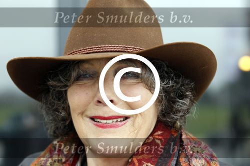 Amsterdam12 oktober 2011
Willeke v Ammelrooy met hoed.
Peter Smulders bv