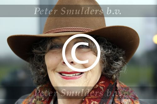 Amsterdam12 oktober 2011
Willeke v Ammelrooy met hoed.
Peter Smulders bv