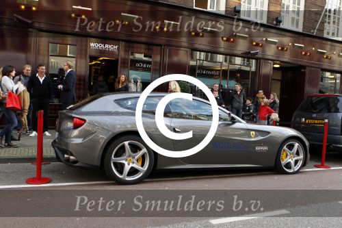 Amsterdam 27 oktober 2011
Opening Woolrich winkel bij oger. Ferrari
Peter Smulders bv