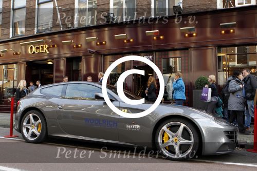 Amsterdam 27 oktober 2011
Opening Woolrich winkel bij oger. Ferrari
Peter Smulders bv