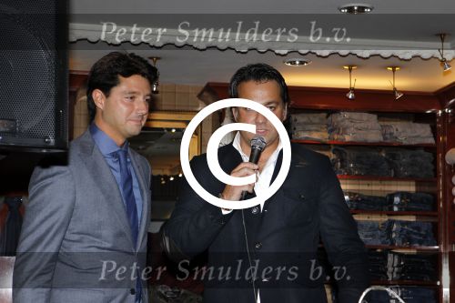 Amsterdam 27 oktober 2011
Opening Woolrich winkel bij oger. Ferrari
Peter Smulders bv