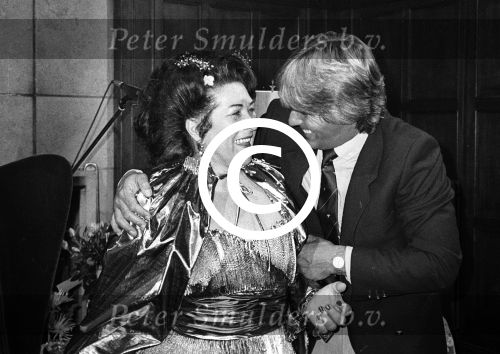 1984
ZZN (Mary Servaes Zangeres zonder Naam), wordt 65 jaar.
Met fotograaf Peter Smulders
