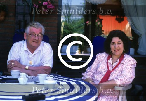 1988  ZZN (Zangeres zonder Naam, May Servaes)
samen met haar man Sjo Servaes
Foto Peter Smulders BV
