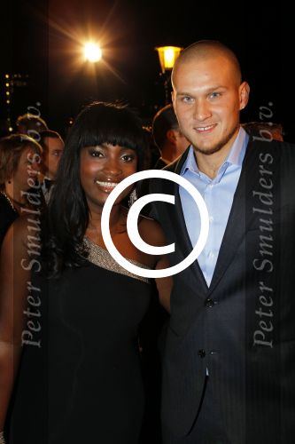 Amsterdam 21 oktober 2011
Uitreiking televizierring 2011 in carre. Zarayda Groenhart met nieuwe vriend
Peter Smulders bv