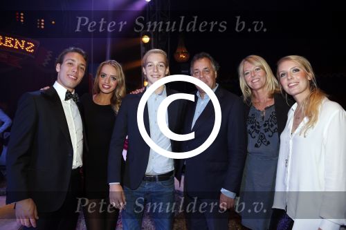 Den Haag 27 oktober 2012
Princess Hockey model of the year bij circus Renz. Aad en Dorien Ouborg met hun kinderen
Peter Smulders bv