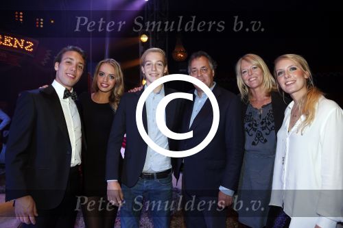Den Haag 27 oktober 2012
Princess Hockey model of the year bij circus Renz. Aad en Dorien Ouborg met hun kinderen
Peter Smulders bv