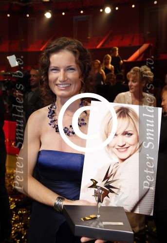Amsterdam 19 oktober 2012
Televizier ring in carre. Boer agnes v d Ven met vriend
Peter Smulders bv