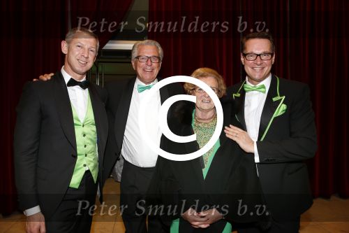 Amsterdam 4 november 2012
Premiere Shrek in het theater van de RAI. Albert Verlinde met Onno Hoes en zijn ouders
Peter Smulders bv