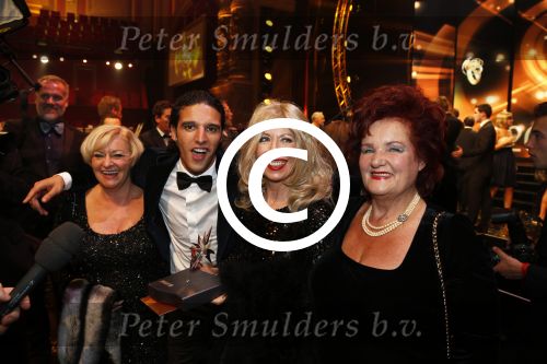 Amsterdam 19 oktober 2012
Televizier ring in carre. Ali B met oa  Bonnie st Claire Imca Marina Corrie Konings Ben Cramer en Ronnie Tober 
Peter Smulders bv