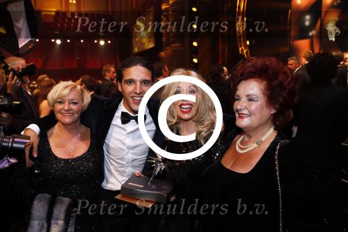Amsterdam 19 oktober 2012
Televizier ring in carre. Ali B met oa  Bonnie st Claire Imca Marina Corrie Konings Ben Cramer en Ronnie Tober 
Peter Smulders bv