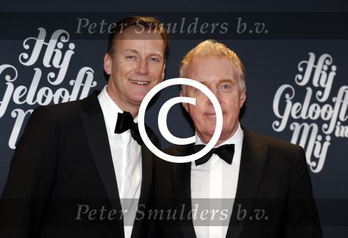 Amsterdam 11 november 2012
Premiere Zij gelooft in mij in het nieuwe de la mar.
Andre v Duin met man
Peter Smulders bv